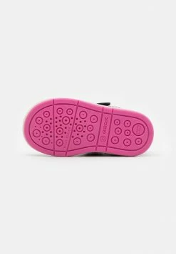 Geox TROTTOLA GIRL - Baskets Montantes - Black/fuchsia 10 Geox TROTTOLA GIRL - Baskets Montantes - Black/fuchsia -Pas Cher Geox Boutique 1056ebf48d8647269ad2bbf676f52507