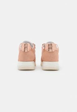 Geox TABELYA - Baskets Basses - Peach -Pas Cher Geox Boutique 16b0e4ab13d54846b8b689173a5700c4