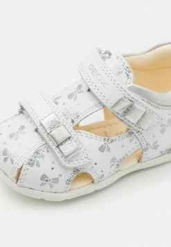 Geox KAYTAN GIRL - Sandales - White/silver -Pas Cher Geox Boutique 20c8f01a49fe461e95c7f5420d2f18ad