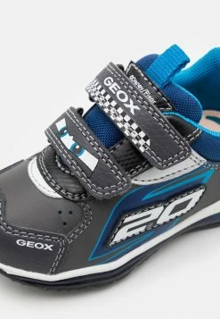 DISNEY CARS STORM GEOX BABY TODO BOY - Baskets Basses - Anthracite/black 11 DISNEY CARS STORM GEOX BABY TODO BOY - Baskets Basses - Anthracite/black -Pas Cher Geox Boutique 26258ec3eb184aa2af4cb6ba3c65a975