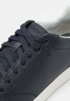 Geox KENNET - Baskets Basses - Navy -Pas Cher Geox Boutique 34f88ceceb6f4c249f82ee99dcdc40c5