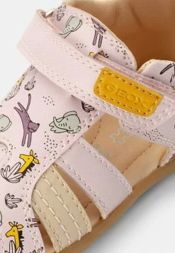 Geox ELTHAN GIRL - Chaussures Premiers Pas - Pink 11 Geox ELTHAN GIRL - Chaussures Premiers Pas - Pink -Pas Cher Geox Boutique 36b73ac7870e406998cff143f047112e