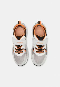 Geox BRIEZEE BOY - Baskets Basses - White/orange -Pas Cher Geox Boutique 3763fc468c174716b3691e535fdbaad3