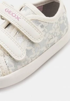 Geox GIISLI GIRL - Baskets Basses - Optic White -Pas Cher Geox Boutique 3bda52b1652f45869850fad5b2079357