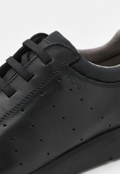 Geox ERRICO - Chaussures à Lacets - Black -Pas Cher Geox Boutique 3c45e78183d447e79e54d887acbeb8b1