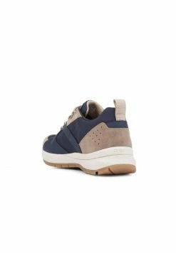 Geox BRAIES - Baskets Basses - Dunkelblau -Pas Cher Geox Boutique 3d3c4aad8c0b45cb95299a756d851a3e