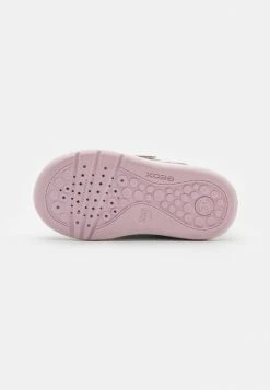 Geox BIGLIA GIRL - Baskets Basses - Silver/fuchsia -Pas Cher Geox Boutique 4076064ef42e4bcdb64044c4c4eb37db