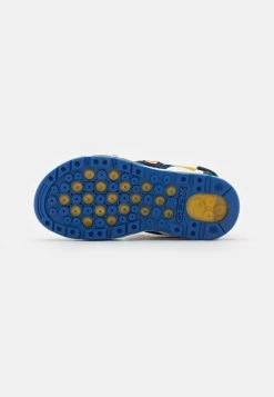Geox NINTENDO SUPERMARIO JR - Sandales - Royal/yellow 10 Geox NINTENDO SUPERMARIO JR - Sandales - Royal/yellow -Pas Cher Geox Boutique 4c9fd3562112443a877528aacdb5bca2