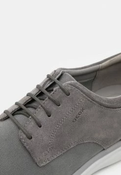 Geox SIRMIONE - Derbies - Grey -Pas Cher Geox Boutique 55861d1fd29643cf851ed6442d0edaf1