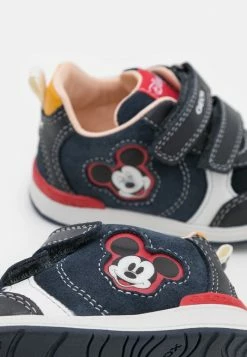 Geox DISNEY MICKEY MOUSE BABY RISHON BOY - Baskets Basses - Navy/white -Pas Cher Geox Boutique 59f90987934d441285174c6550020337