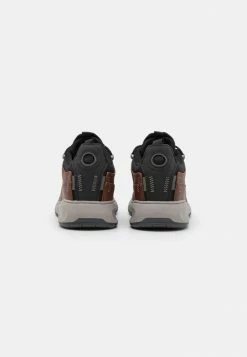 Geox AERANTIS 4X4 ABX - Baskets Basses - Brown 8 Geox AERANTIS 4X4 ABX - Baskets Basses - Brown -Pas Cher Geox Boutique 5af9ff6ab9d3444b813be118627b6ae4