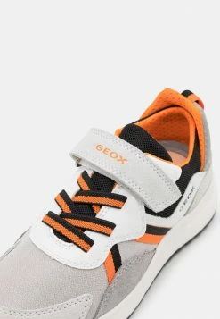 Geox BRIEZEE BOY - Baskets Basses - White/orange -Pas Cher Geox Boutique 6ec68ff371254874ab397d9adaf2284c
