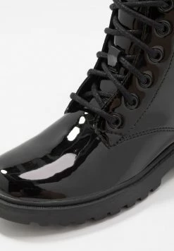 Geox CASEY GIRL - Bottines à Lacets - Black -Pas Cher Geox Boutique 7b388bcc746a4819bae26ca827a5ff25