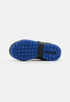 Geox NEW SAVAGE BOY WPF - Chaussures à Scratch - Black/royal -Pas Cher Geox Boutique 7ee4dd4bc35f49ae9fe8a7ada56a2a5e