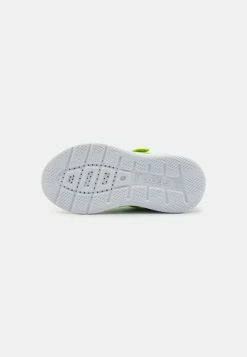 Geox SPRINTYE BOY - Baskets Basses - Lime/black -Pas Cher Geox Boutique 8349ed077de84481ab1182004156867f