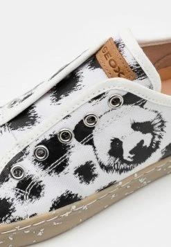 Geox JR KILWI GIRL WWF-Slip-ons - Mocassins - White -Pas Cher Geox Boutique 85fb725ead0b4e75b710aec4312fc4ed