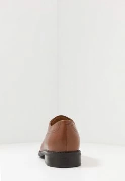 Geox UOMO CARNABY - Derbies - Browncotto -Pas Cher Geox Boutique a6fc80eac9a74c13a3eda42591a8289a