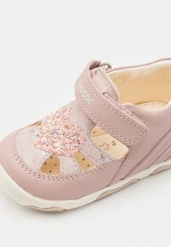 Geox NEW BALU GIRL - Sandales - Light Rose -Pas Cher Geox Boutique af7bdb559551453cb7faeb6ed23d180e