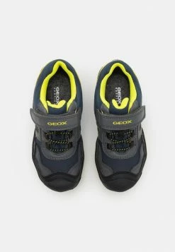 Geox NEW SAVAGE BOY WPF - Chaussures à Scratch - Dark Grey/lime -Pas Cher Geox Boutique be7fc608224348228545dd9317d70454