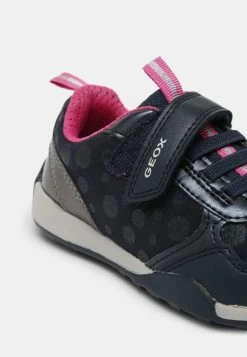 Geox JOCKER PLUS GIRL - Baskets Basses - Navy/fuchsia -Pas Cher Geox Boutique bed30ad9f02843c6b067358f0e29849c