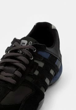 Geox SNAKE - Baskets Basses - Black/blue -Pas Cher Geox Boutique c6a9ff5605d44706b0f2fd1db28a90a7