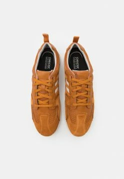 Geox U SNAKE - Baskets Basses - Dark Yellow/white 9 Geox U SNAKE - Baskets Basses - Dark Yellow/white -Pas Cher Geox Boutique cb38dd23f9e64a22843067006e88fe46