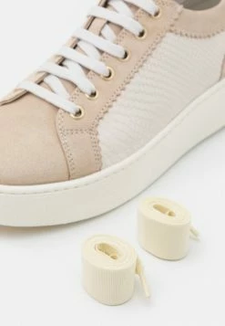 Geox D SKYELY - Baskets Basses - Cream/light Taupe -Pas Cher Geox Boutique cba293d3d7f74a46b7f7edb105ece383