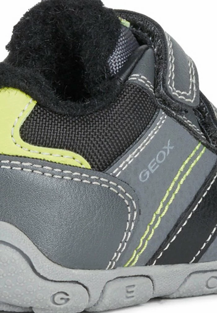 Geox B BALU' BOY - Chaussures Premiers Pas - Dk Grey/lime 3 Geox B BALU' BOY - Chaussures Premiers Pas - Dk Grey/lime – Image 3