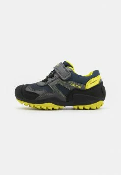 Geox NEW SAVAGE BOY WPF - Chaussures à Scratch - Dark Grey/lime
