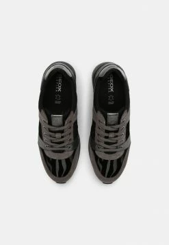 Geox Baskets Basses - Dark Grey -Pas Cher Geox Boutique d49c1b4f08844e0b8645e9a26170359c