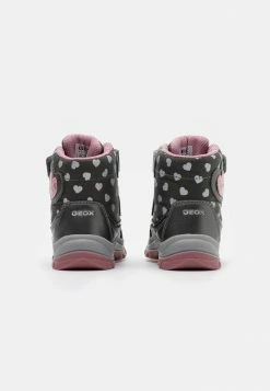 Geox FLANFIL GIRL WPF - Bottes De Neige - Dark Grey/pink 8 Geox FLANFIL GIRL WPF - Bottes De Neige - Dark Grey/pink -Pas Cher Geox Boutique d7490a98cff74a9886d735fdd2f8284c
