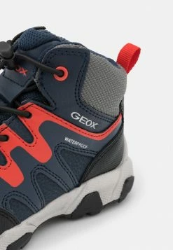 Geox MAGNETAR BOY WPF - Bottines à Lacets - Navy/red -Pas Cher Geox Boutique e3f5ccef7fde4fee968f950881058bf3