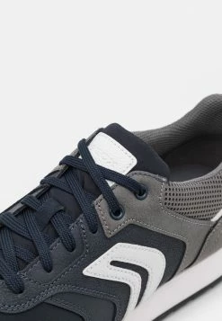 Geox PONENTE - Baskets Basses - Navy/grey 11 Geox PONENTE - Baskets Basses - Navy/grey -Pas Cher Geox Boutique e7acdb5878f048d6b3120771791ea1ec