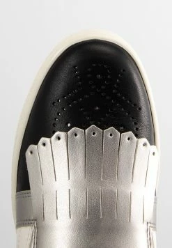 Geox Baskets Basses - White/black -Pas Cher Geox Boutique f53b27a15bec4205abc5978cad297d97