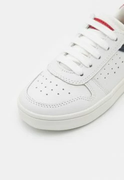 Geox DJROCK BOY - Baskets Basses - White/red 11 Geox DJROCK BOY - Baskets Basses - White/red -Pas Cher Geox Boutique f651a29c66664d2abb8b806f0ef9eb1d