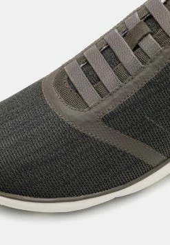 Geox Baskets Basses - Light Olive -Pas Cher Geox Boutique f9d271e352364b1f8768765f9a1fd3da