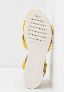 Geox ISCHIA CORDA - Sandales Compensées - Light Yellow 13 Geox ISCHIA CORDA - Sandales Compensées - Light Yellow -Pas Cher Geox Boutique fa716011ee3c4bc0bc3a1d234b7d877b